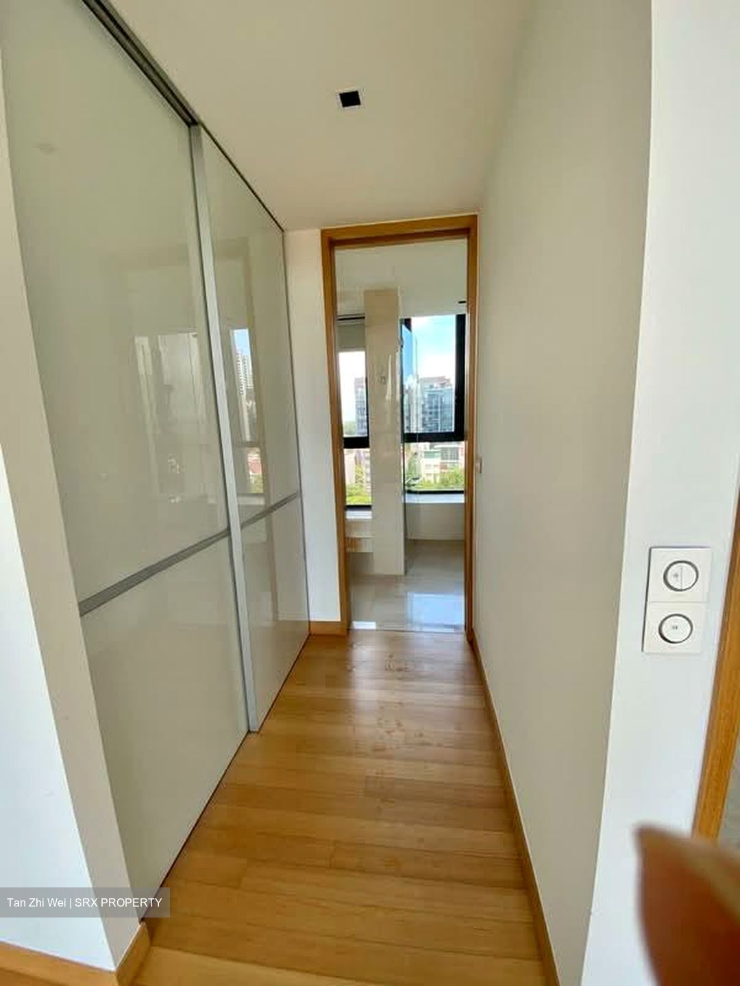 Parvis (D10), Condominium #601439501